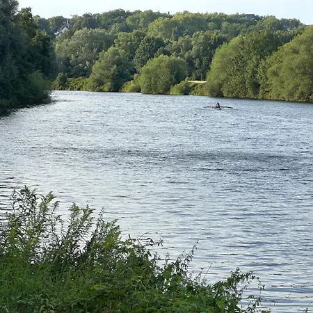 Lina - Stilvolles Dachatelier דירה *